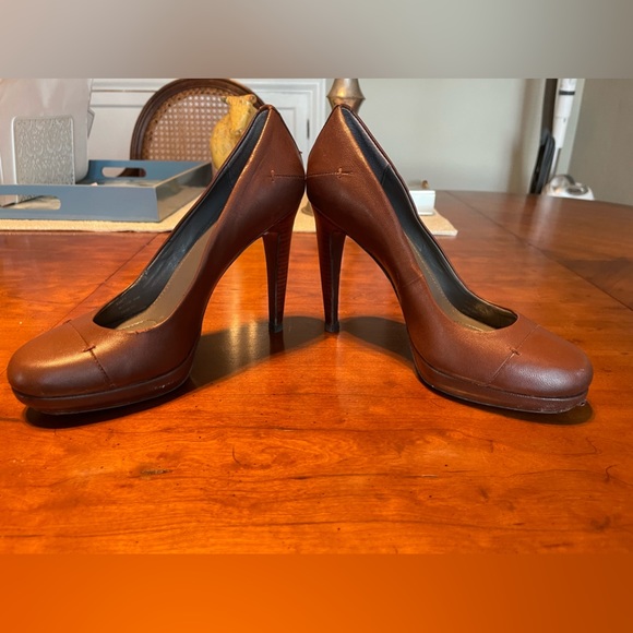 Calvin Klien Brown Platform Leather Round Toe Heels 6.5M - Picture 4 of 6